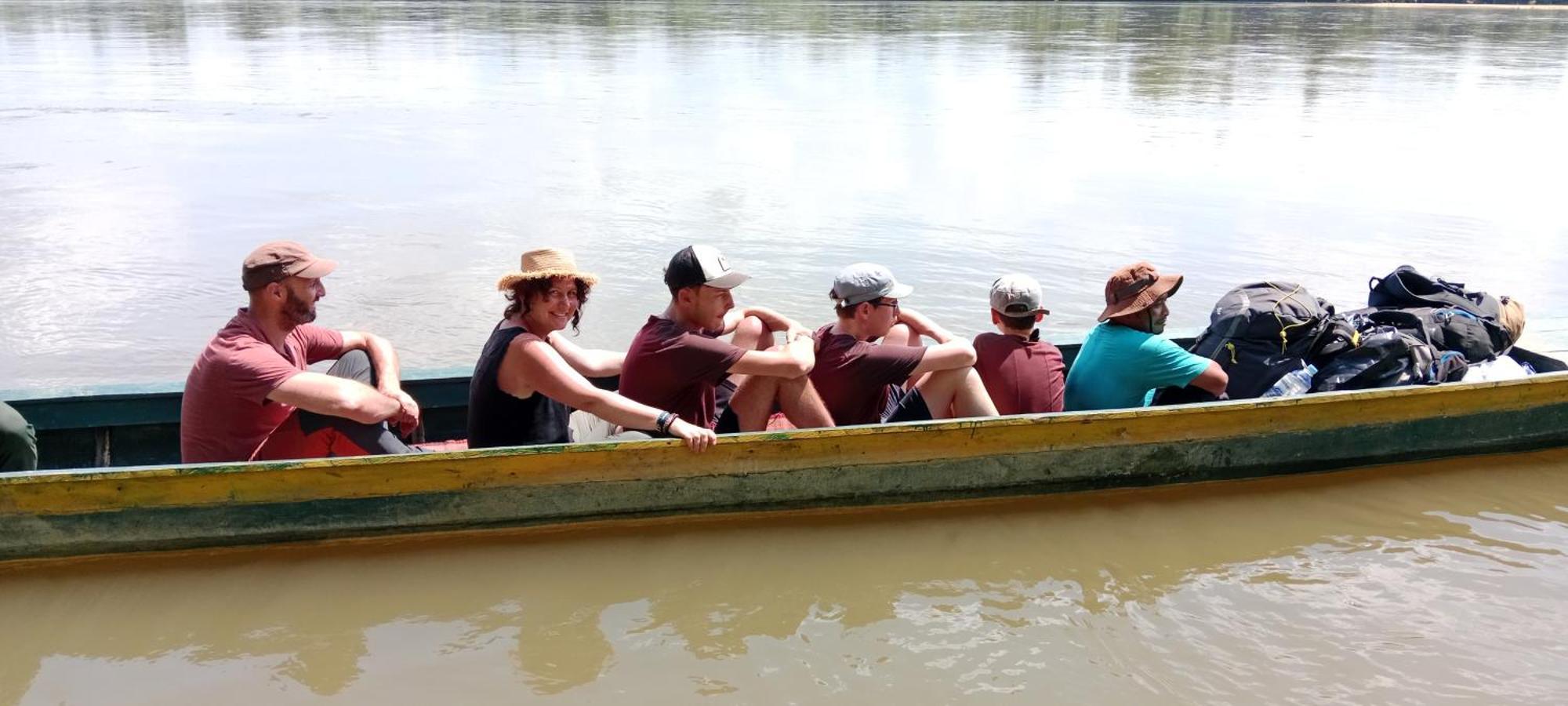 Bee Bee'S Chalets Home Stay And Trekking Banlung Bagian luar foto