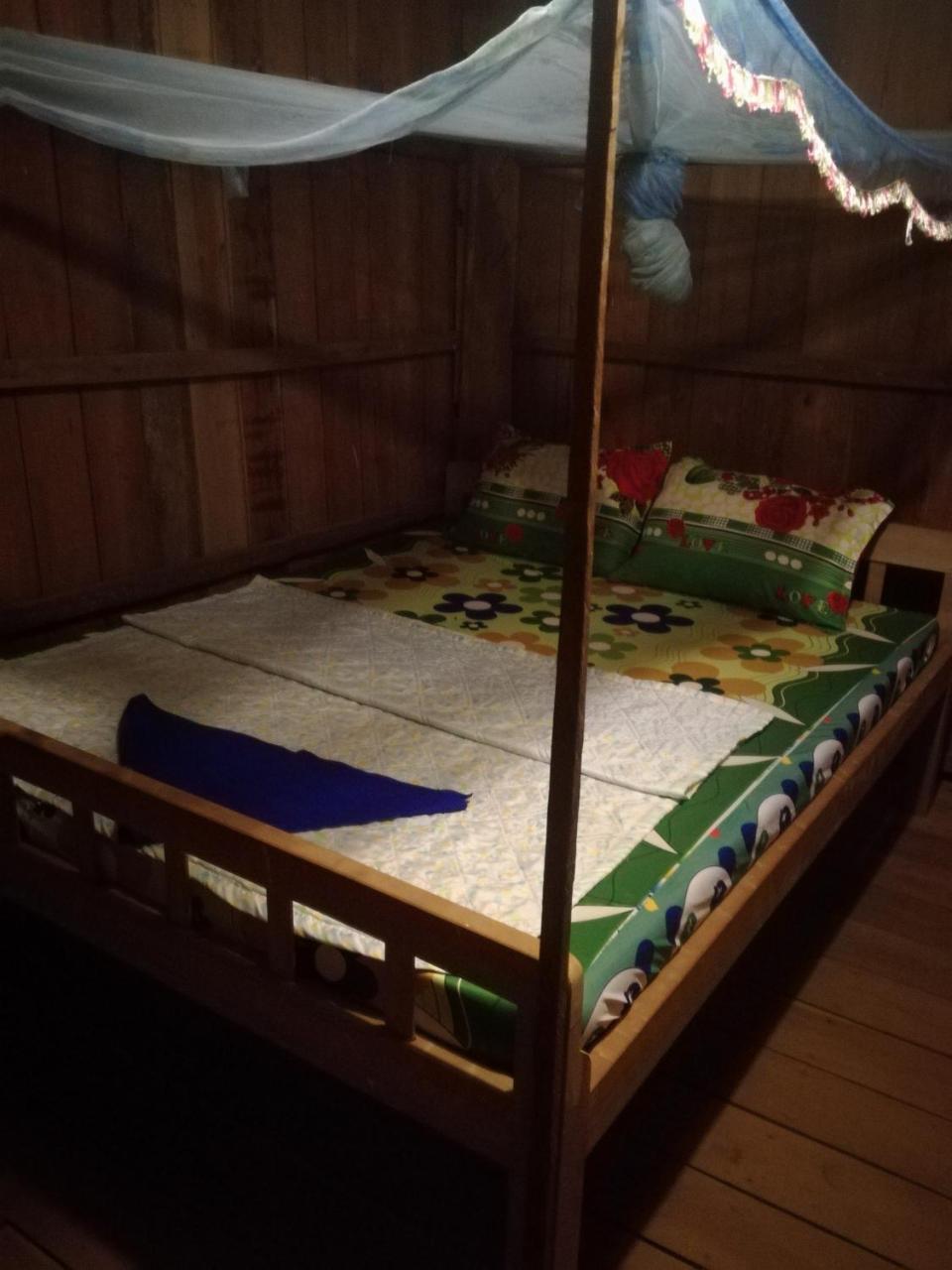Bee Bee'S Chalets Home Stay And Trekking Banlung Bagian luar foto